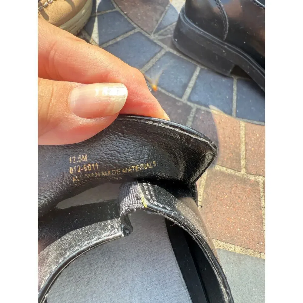 Deer Stags‎ Boys Size 12.5 Black Loafers A few scuffs shown in pictures